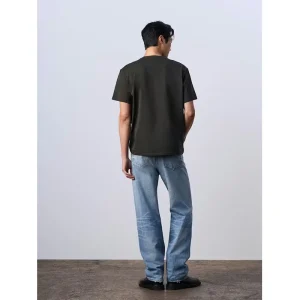 Areena Design Jung Kook for Calvin Klein Monologo T-Shirt delivers pop-culture appeal, comfortable wear, and statement styling for everyday outfits. Jung Kook for Calvin Klein Monologo T-Shirt Jung Kook for Calvin Klein Monologo T-Shirt delivers pop-culture appeal, comfortable wear, and statement styling for everyday outfits.