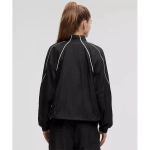 Areena Design <p>Lululemon Tracksuit delivers athletic comfort, modern performance styling, and everyday versatility.</p> Lululemon Tracksuit <p>Lululemon Tracksuit delivers athletic comfort, modern performance styling, and everyday versatility.</p>