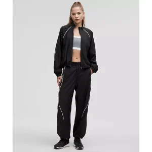 Areena Design <p>Lululemon Tracksuit delivers athletic comfort, modern performance styling, and everyday versatility.</p> Lululemon Tracksuit <p>Lululemon Tracksuit delivers athletic comfort, modern performance styling, and everyday versatility.</p>