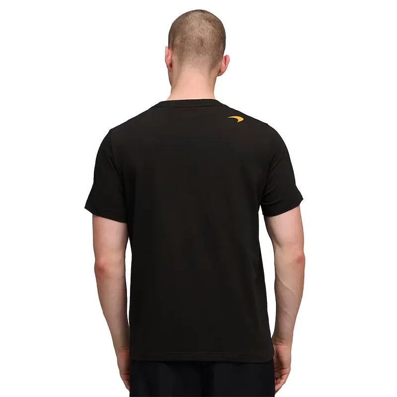 McLaren Lando Norris Driver T-Shirt 3 McLaren Lando Norris Driver T-Shirt <p>McLaren Lando Norris Driver T-Shirt delivers graphic streetwear character with motorsport identity, easy graphic styling, making it a standout choice for casual outfits and everyday rotation.</p>