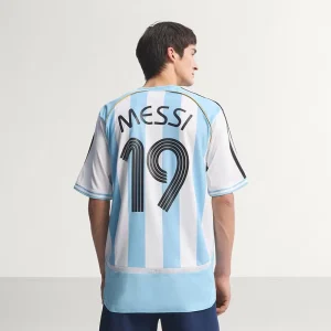 Areena Design <p>Messi Argentina Jersey delivers sport-inspired style, breathable comfort, and standout fan energy.</p> Messi Argentina Jersey <p>Messi Argentina Jersey delivers sport-inspired style, breathable comfort, and standout fan energy.</p>