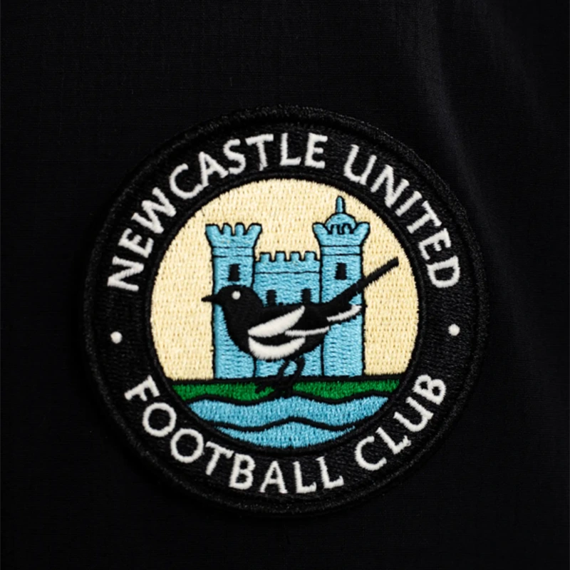 Newcastle United adidas SPZL F.C. Smock Jacket Newcastle United adidas SPZL F.C. Smock Jacket <p>Newcastle United adidas SPZL F.C. Smock Jacket delivers modern outerwear appeal, comfortable layering warmth, and versatile styling for everyday outfits.</p>