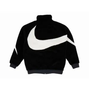 Areena Design <p>Nike Big Swoosh Reversible Boa Jacket delivers statement outerwear style with collaboration-inspired branding, layered outerwear function, making it a standout choice for cold-weather outfits and everyday rotation.</p> Nike Big Swoosh Reversible Boa Jacket <p>Nike Big Swoosh Reversible Boa Jacket delivers statement outerwear style with collaboration-inspired branding, layered outerwear function, making it a standout choice for cold-weather outfits and everyday rotation.</p>