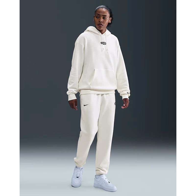 Nike Caitlin Clark Basketball Pullover Hoodie 8 Nike Caitlin Clark Basketball Pullover Hoodie <p>Nike Caitlin Clark Basketball Pullover Hoodie delivers premium comfort, bold graphics, and modern streetwear styling.</p>