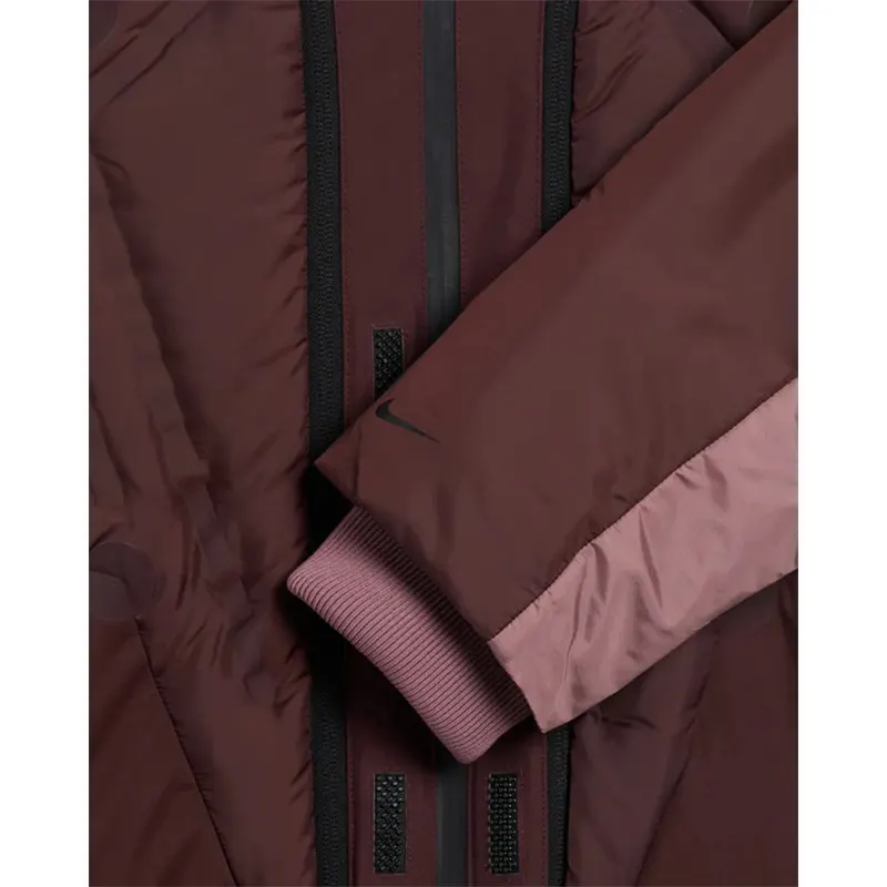 Nike Ispa Adapt Sense Air Jacket 3 Nike Ispa Adapt Sense Air Jacket <p>Nike Ispa Adapt Sense Air Jacket delivers statement outerwear style with collaboration-inspired branding, layered outerwear function, making it a standout choice for cold-weather outfits and everyday rotation.</p>