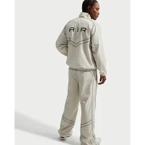Areena Design <p>Nike Windbreaker Tracksuit delivers lightweight windbreaker style, sporty coordinated layering, and comfortable everyday versatility.</p> Nike Windbreaker Tracksuit <p>Nike Windbreaker Tracksuit delivers lightweight windbreaker style, sporty coordinated layering, and comfortable everyday versatility.</p>