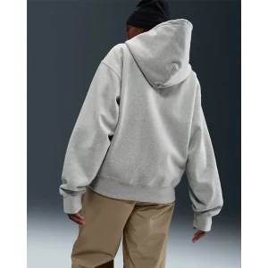 Areena Design <p>Nike x Stüssy Fleece Full-Zip Hoodie delivers comfortable streetwear energy with collaboration-inspired branding, soft comfort feel, making it a standout choice for daily casual looks and everyday rotation.</p> Nike x Stüssy Fleece Full-Zip Hoodie <p>Nike x Stüssy Fleece Full-Zip Hoodie delivers comfortable streetwear energy with collaboration-inspired branding, soft comfort feel, making it a standout choice for daily casual looks and everyday rotation.</p>