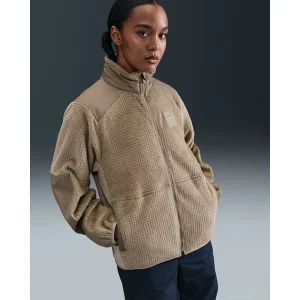 Areena Design <p>Nike x Stüssy High-Loft Full-Zip Jacket delivers statement outerwear style with collaboration-inspired branding, layered outerwear function, making it a standout choice for cold-weather outfits and everyday rotation.</p> Nike x Stüssy High-Loft Full-Zip Jacket <p>Nike x Stüssy High-Loft Full-Zip Jacket delivers statement outerwear style with collaboration-inspired branding, layered outerwear function, making it a standout choice for cold-weather outfits and everyday rotation.</p>