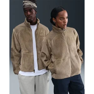 Areena Design <p>Nike x Stüssy High-Loft Full-Zip Jacket delivers statement outerwear style with collaboration-inspired branding, layered outerwear function, making it a standout choice for cold-weather outfits and everyday rotation.</p> Nike x Stüssy High-Loft Full-Zip Jacket <p>Nike x Stüssy High-Loft Full-Zip Jacket delivers statement outerwear style with collaboration-inspired branding, layered outerwear function, making it a standout choice for cold-weather outfits and everyday rotation.</p>