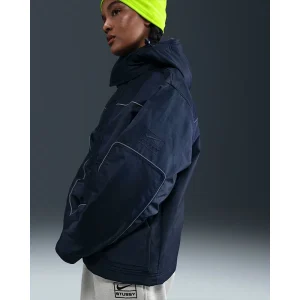 Areena Design <p>Nike x Stüssy Navy Utility Hooded Jacket delivers statement outerwear style with collaboration-inspired branding, layered outerwear function, making it a standout choice for cold-weather outfits and everyday rotation.</p> Nike x Stüssy Navy Utility Hooded Jacket <p>Nike x Stüssy Navy Utility Hooded Jacket delivers statement outerwear style with collaboration-inspired branding, layered outerwear function, making it a standout choice for cold-weather outfits and everyday rotation.</p>