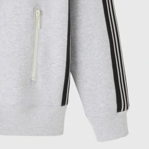 Areena Design <p>OVO x NEEDLES Full-Zip Track Jacket delivers premium outerwear comfort, versatile layering, and standout fashion appeal.</p> OVO x NEEDLES Full-Zip Track Jacket <p>OVO x NEEDLES Full-Zip Track Jacket delivers premium outerwear comfort, versatile layering, and standout fashion appeal.</p>