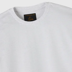 Areena Design <p>OVO x NEEDLES Papillon Long-Sleeve Tee delivers lightweight comfort, stylish graphics, and everyday versatility.</p> OVO x NEEDLES Papillon Long-Sleeve Tee <p>OVO x NEEDLES Papillon Long-Sleeve Tee delivers lightweight comfort, stylish graphics, and everyday versatility.</p>