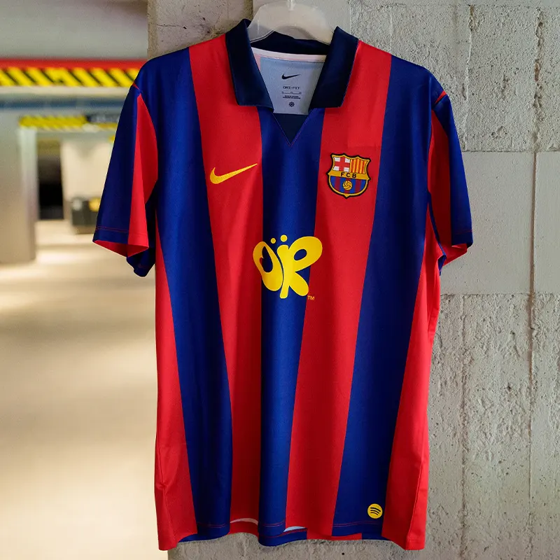 Or Barcelona Jersey 2 Or Barca Jersey <p>Or Barca Jersey brings sports and fanwear styling to a comfortable jersey made for game days, fan events, training-inspired outfits, and casual weekends. Easy to style and strong for casual, fan, and streetwear outfits.</p>