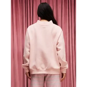 Areena Design <p>Parke Heart Varsity Mockneck Sweatshirt delivers graphic streetwear character with easy graphic styling, making it a standout choice for casual outfits and everyday rotation.</p> Parke Heart Varsity Mockneck Sweatshirt <p>Parke Heart Varsity Mockneck Sweatshirt delivers graphic streetwear character with easy graphic styling, making it a standout choice for casual outfits and everyday rotation.</p>