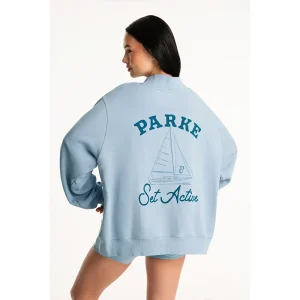Areena Design <p>Parke Mockneck Sweatshirt delivers graphic streetwear character with easy graphic styling, making it a standout choice for casual outfits and everyday rotation.</p> Parke Mockneck Sweatshirt <p>Parke Mockneck Sweatshirt delivers graphic streetwear character with easy graphic styling, making it a standout choice for casual outfits and everyday rotation.</p>