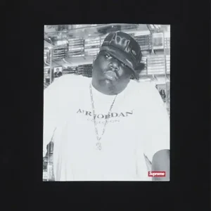 Areena Design <p>Supreme x Jordan Biggie Short-Sleeve Top delivers graphic streetwear character with collaboration-inspired branding, easy graphic styling, making it a standout choice for casual outfits and everyday rotation.</p> Supreme x Jordan Biggie Short-Sleeve Top <p>Supreme x Jordan Biggie Short-Sleeve Top delivers graphic streetwear character with collaboration-inspired branding, easy graphic styling, making it a standout choice for casual outfits and everyday rotation.</p>