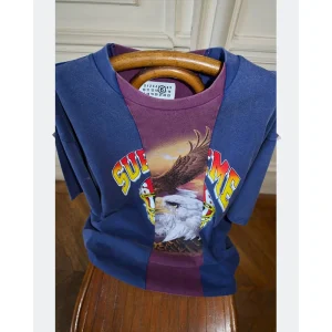 Areena Design <p>Supreme x MM6 Maison Margiela Split Top delivers graphic streetwear character with collaboration-inspired branding, easy graphic styling, making it a standout choice for casual outfits and everyday rotation.</p> Supreme x MM6 Maison Margiela Split Top <p>Supreme x MM6 Maison Margiela Split Top delivers graphic streetwear character with collaboration-inspired branding, easy graphic styling, making it a standout choice for casual outfits and everyday rotation.</p>