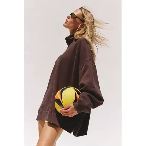 Areena Design <p>A Cut Above Mock Neck Pullover Sweatshirt brings a clean casual look with easy everyday styling, comfortable layering, and versatile outfit appeal for streetwear, travel, gifting, or relaxed wear.</p> A Cut Above Mock Neck Pullover Sweatshirt <p>A Cut Above Mock Neck Pullover Sweatshirt brings a clean casual look with easy everyday styling, comfortable layering, and versatile outfit appeal for streetwear, travel, gifting, or relaxed wear.</p>