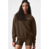 Areena Design <p>Short Sleeve Sweatshirt Women's brings a clean casual look with easy everyday styling, comfortable layering, and versatile outfit appeal for streetwear, travel, gifting, or relaxed wear.</p> Alo Yoga Sweatshirt <p>Short Sleeve Sweatshirt Women's brings a clean casual look with easy everyday styling, comfortable layering, and versatile outfit appeal for streetwear, travel, gifting, or relaxed wear.</p>