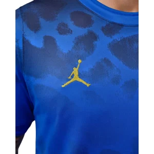 Areena Design <p>Brazil Academy Pro Jordan Pre-Match Top adds an easy everyday top to your wardrobe with clean, versatile styling. It is ideal for casual outfits, training-inspired looks, layered streetwear, and warm-weather styling.</p> Brazil Academy Pro Jordan Pre-Match Top <p>Brazil Academy Pro Jordan Pre-Match Top adds an easy everyday top to your wardrobe with clean, versatile styling. It is ideal for casual outfits, training-inspired looks, layered streetwear, and warm-weather styling.</p>