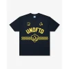 Areena Design <p>FIFA UNDEFEATED X US SOCCER ICON 02 S/S TEE delivers graphic fan style with easy everyday wearability, inspired by U.S. Soccer supporter culture and global football culture. A versatile short-sleeve tee for match days, streetwear looks, travel and everyday casual wear.</p> FIFA UNDEFEATED X USSF X MLS LA GALAXY S/S TEE <p>FIFA UNDEFEATED X US SOCCER ICON 02 S/S TEE delivers graphic fan style with easy everyday wearability, inspired by U.S. Soccer supporter culture and global football culture. A versatile short-sleeve tee for match days, streetwear looks, travel and everyday casual wear.</p>