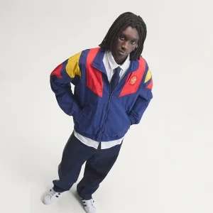 Areena Design <p><strong>Adidas FIFA World Cup 26 Spain EQT Track Top</strong> brings football-inspired style into match days, casual outfits, travel and gifting. Pair it with denim, cargos, joggers, track pants or clean sneakers for an easy supporter look.</p> Adidas FIFA World Cup 26 Spain EQT Track Top <p><strong>Adidas FIFA World Cup 26 Spain EQT Track Top</strong> brings football-inspired style into match days, casual outfits, travel and gifting. Pair it with denim, cargos, joggers, track pants or clean sneakers for an easy supporter look.</p>
