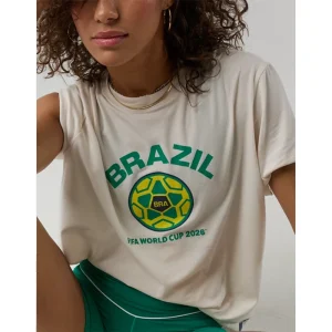 Areena Design <p>FWC26 OFFLINE By Aerie Brazil Let's Stretch Oversized T-Shirt delivers graphic fan style with easy everyday wearability, inspired by Brazil winners-capsule football heritage and FIFA World Cup 2026 fan culture. A versatile t-shirt for match days, streetwear looks, travel and everyday casual wear.</p> FWC26 OFFLINE By Aerie Brazil Let's Stretch Oversized T-Shirt <p>FWC26 OFFLINE By Aerie Brazil Let's Stretch Oversized T-Shirt delivers graphic fan style with easy everyday wearability, inspired by Brazil winners-capsule football heritage and FIFA World Cup 2026 fan culture. A versatile t-shirt for match days, streetwear looks, travel and everyday casual wear.</p>