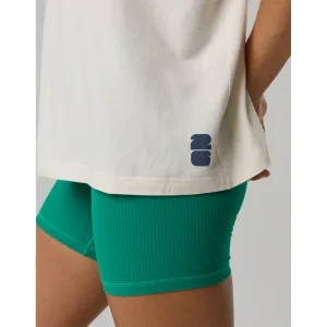 Areena Design <p>FWC26 OFFLINE By Aerie Brazil Let's Stretch Oversized T-Shirt delivers graphic fan style with easy everyday wearability, inspired by Brazil winners-capsule football heritage and FIFA World Cup 2026 fan culture. A versatile t-shirt for match days, streetwear looks, travel and everyday casual wear.</p> FWC26 OFFLINE By Aerie Brazil Let's Stretch Oversized T-Shirt <p>FWC26 OFFLINE By Aerie Brazil Let's Stretch Oversized T-Shirt delivers graphic fan style with easy everyday wearability, inspired by Brazil winners-capsule football heritage and FIFA World Cup 2026 fan culture. A versatile t-shirt for match days, streetwear looks, travel and everyday casual wear.</p>