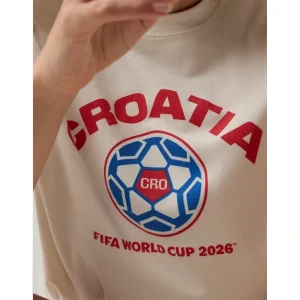 Areena Design <p>FWC26 OFFLINE By Aerie Croatia Let's Stretch Oversized T-Shirt delivers graphic fan style with easy everyday wearability, inspired by Croatia football heritage and FIFA World Cup 2026 fan culture. A versatile t-shirt for match days, streetwear looks, travel and everyday casual wear.</p> FWC26 OFFLINE By Aerie Croatia Let's Stretch Oversized T-Shirt <p>FWC26 OFFLINE By Aerie Croatia Let's Stretch Oversized T-Shirt delivers graphic fan style with easy everyday wearability, inspired by Croatia football heritage and FIFA World Cup 2026 fan culture. A versatile t-shirt for match days, streetwear looks, travel and everyday casual wear.</p>