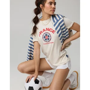 Areena Design <p>FWC26 OFFLINE By Aerie France Let's Stretch Oversized T-Shirt delivers graphic fan style with easy everyday wearability, inspired by France winners-capsule football heritage and FIFA World Cup 2026 fan culture. A versatile t-shirt for match days, streetwear looks, travel and everyday casual wear.</p> FWC26 OFFLINE By Aerie France Let's Stretch Oversized T-Shirt <p>FWC26 OFFLINE By Aerie France Let's Stretch Oversized T-Shirt delivers graphic fan style with easy everyday wearability, inspired by France winners-capsule football heritage and FIFA World Cup 2026 fan culture. A versatile t-shirt for match days, streetwear looks, travel and everyday casual wear.</p>