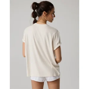 Areena Design <p>FWC26 OFFLINE By Aerie France Let's Stretch Oversized T-Shirt delivers graphic fan style with easy everyday wearability, inspired by France winners-capsule football heritage and FIFA World Cup 2026 fan culture. A versatile t-shirt for match days, streetwear looks, travel and everyday casual wear.</p> FWC26 OFFLINE By Aerie France Let's Stretch Oversized T-Shirt <p>FWC26 OFFLINE By Aerie France Let's Stretch Oversized T-Shirt delivers graphic fan style with easy everyday wearability, inspired by France winners-capsule football heritage and FIFA World Cup 2026 fan culture. A versatile t-shirt for match days, streetwear looks, travel and everyday casual wear.</p>