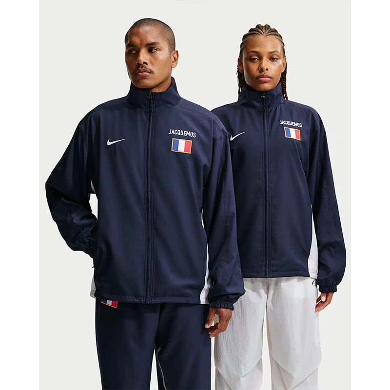 France x Jacquemus Reissue Tracksuit Jacket 2 France x Jacquemus Reissue Tracksuit Jacket <p>France x Jacquemus Reissue Tracksuit Jacket brings a bold outerwear look to casual and streetwear outfits. Wear it for daily layering, night-out outfits, travel looks, and streetwear styling.</p>