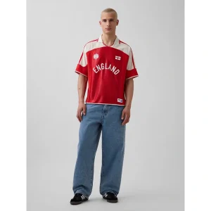 Areena Design <p>The GAP x FIFA World Cup 2026 England Oversized Jersey delivers a recognizable England look in a wearable jersey silhouette. Style it for watch parties, events, weekends, or daily streetwear with denim, joggers, sneakers, and simple neutral layers.</p> GAP x FIFA World Cup 2026 England Oversized Jersey <p>The GAP x FIFA World Cup 2026 England Oversized Jersey delivers a recognizable England look in a wearable jersey silhouette. Style it for watch parties, events, weekends, or daily streetwear with denim, joggers, sneakers, and simple neutral layers.</p>