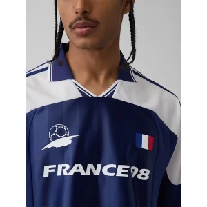 Areena Design <p>The GAP x FIFA World Cup 2026 France Oversized Jersey delivers a recognizable France look in a wearable jersey silhouette. Style it for watch parties, events, weekends, or daily streetwear with denim, joggers, sneakers, and simple neutral layers.</p> GAP x FIFA World Cup 2026 France Oversized Jersey <p>The GAP x FIFA World Cup 2026 France Oversized Jersey delivers a recognizable France look in a wearable jersey silhouette. Style it for watch parties, events, weekends, or daily streetwear with denim, joggers, sneakers, and simple neutral layers.</p>