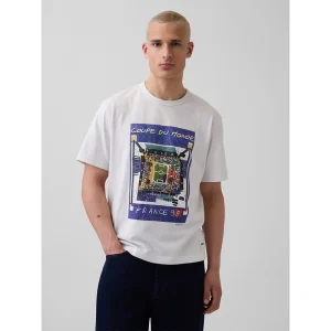 Areena Design <p>Show your connection to France with the GAP x FIFA World Cup 2026 France Relaxed Graphic T-Shirt. This relaxed graphic T-shirt brings a bold, fan-inspired identity to match days, travel, and casual outfits while remaining easy to coordinate with everyday wardrobe basics.</p> GAP x FIFA World Cup 2026 France Relaxed Graphic T-Shirt <p>Show your connection to France with the GAP x FIFA World Cup 2026 France Relaxed Graphic T-Shirt. This relaxed graphic T-shirt brings a bold, fan-inspired identity to match days, travel, and casual outfits while remaining easy to coordinate with everyday wardrobe basics.</p>