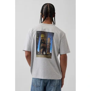 Areena Design <p>The GAP x FIFA World Cup 2026 Mexico Relaxed Graphic T-Shirt delivers a recognizable Mexico look in a wearable graphic T-shirt silhouette. Style it for watch parties, events, weekends, or daily streetwear with denim, joggers, sneakers, and simple neutral layers.</p> GAP x FIFA World Cup 2026 Mexico Relaxed Graphic T-Shirt <p>The GAP x FIFA World Cup 2026 Mexico Relaxed Graphic T-Shirt delivers a recognizable Mexico look in a wearable graphic T-shirt silhouette. Style it for watch parties, events, weekends, or daily streetwear with denim, joggers, sneakers, and simple neutral layers.</p>