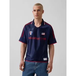 Areena Design <p>Add standout sports and culture-inspired style to your rotation with the GAP x FIFA World Cup 2026 USA Oversized Jersey. Its oversized jersey format makes it a versatile choice for supporters, collectors, gifting, travel, and relaxed everyday dressing.</p> GAP x FIFA World Cup 2026 USA Oversized Jersey <p>Add standout sports and culture-inspired style to your rotation with the GAP x FIFA World Cup 2026 USA Oversized Jersey. Its oversized jersey format makes it a versatile choice for supporters, collectors, gifting, travel, and relaxed everyday dressing.</p>
