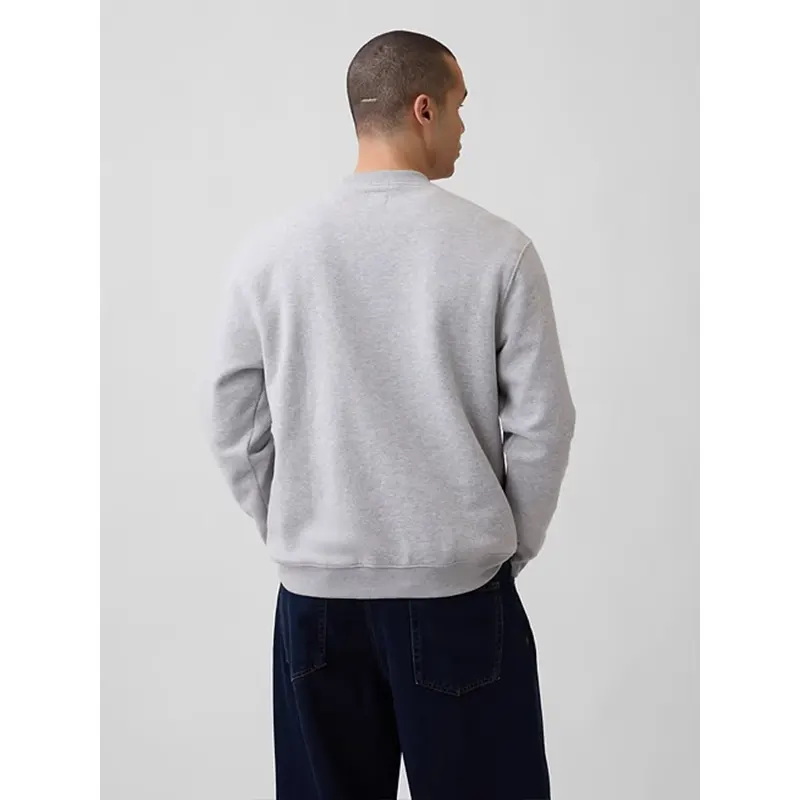 Gap Crewneck Sweatshirt 2 Gap Crewneck Sweatshirt <p>Gap Crewneck Sweatshirt brings a clean casual look with easy everyday styling, comfortable layering, and versatile outfit appeal for streetwear, travel, gifting, or relaxed wear.</p>