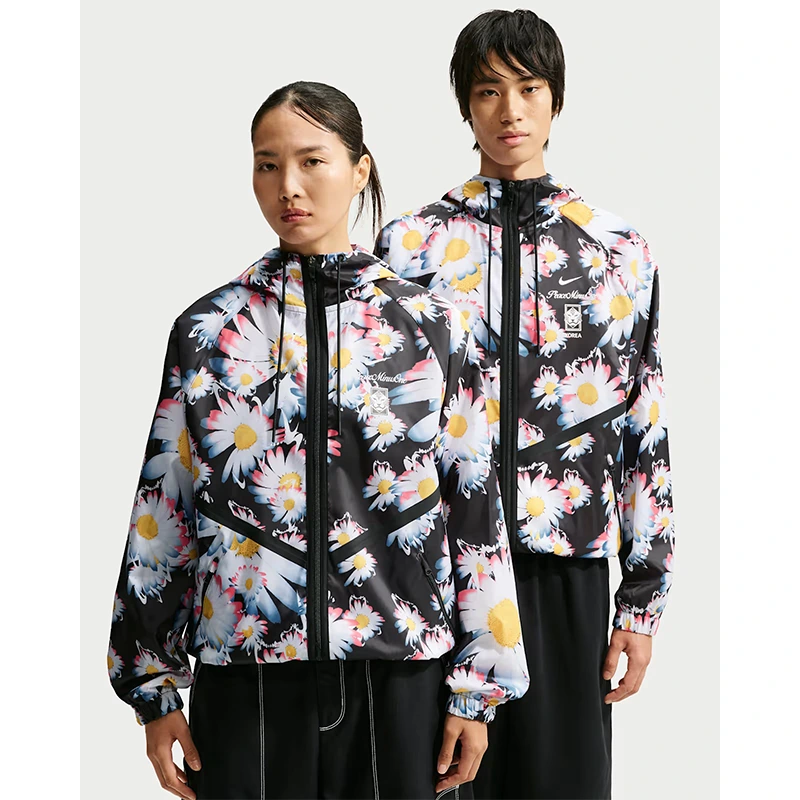 Korea x PEACEMINUSONE Anthem Jacket 3 Korea x PEACEMINUSONE Anthem Jacket <p>Korea x PEACEMINUSONE Anthem Jacket brings a bold outerwear look to casual and streetwear outfits. Wear it for daily layering, night-out outfits, travel looks, and streetwear styling.</p>