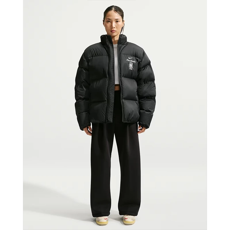Korea x PEACEMINUSONE Puffer Jacket 2 Korea x PEACEMINUSONE Puffer Jacket <p>Korea x PEACEMINUSONE Puffer Jacket brings a bold outerwear look to casual and streetwear outfits. Wear it for daily layering, night-out outfits, travel looks, and streetwear styling.</p>
