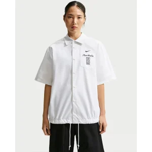 Areena Design <p>Korea x PEACEMINUSONE Short-Sleeve Top adds an easy everyday top to your wardrobe with clean, versatile styling. It is ideal for casual outfits, training-inspired looks, layered streetwear, and warm-weather styling.</p> Korea x PEACEMINUSONE Short-Sleeve Top <p>Korea x PEACEMINUSONE Short-Sleeve Top adds an easy everyday top to your wardrobe with clean, versatile styling. It is ideal for casual outfits, training-inspired looks, layered streetwear, and warm-weather styling.</p>
