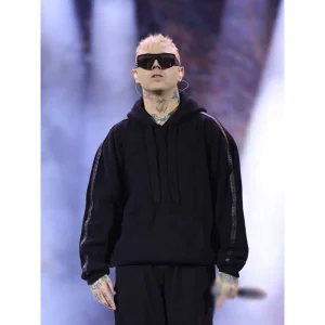 Areena Design <p>Lazza Black Hoodie delivers soft streetwear comfort, comfortable all-day wear, and easy everyday versatility.</p> Lazza Black Hoodie <p>Lazza Black Hoodie delivers soft streetwear comfort, comfortable all-day wear, and easy everyday versatility.</p>