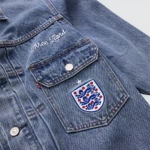 Areena Design <p><strong>Levi’s England Football Jacket</strong> brings football-inspired style into match days, casual outfits, travel and gifting. Pair it with denim, cargos, joggers, track pants or clean sneakers for an easy supporter look.</p> Levi’s England Football Jacket <p><strong>Levi’s England Football Jacket</strong> brings football-inspired style into match days, casual outfits, travel and gifting. Pair it with denim, cargos, joggers, track pants or clean sneakers for an easy supporter look.</p>
