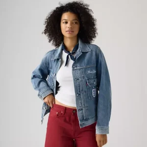 Areena Design <p><strong>Levi’s England Football Jacket</strong> brings football-inspired style into match days, casual outfits, travel and gifting. Pair it with denim, cargos, joggers, track pants or clean sneakers for an easy supporter look.</p> Levi’s England Football Jacket <p><strong>Levi’s England Football Jacket</strong> brings football-inspired style into match days, casual outfits, travel and gifting. Pair it with denim, cargos, joggers, track pants or clean sneakers for an easy supporter look.</p>