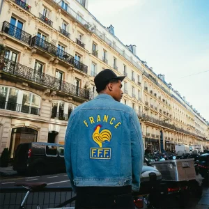 Areena Design <p><strong>Levi’s France Football Jacket</strong> brings football-inspired style into match days, casual outfits, travel and gifting. Pair it with denim, cargos, joggers, track pants or clean sneakers for an easy supporter look.</p> Levi’s France Football Jacket <p><strong>Levi’s France Football Jacket</strong> brings football-inspired style into match days, casual outfits, travel and gifting. Pair it with denim, cargos, joggers, track pants or clean sneakers for an easy supporter look.</p>