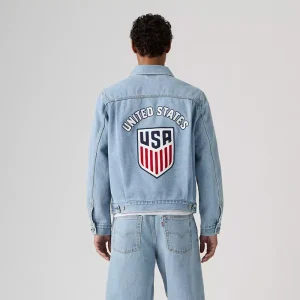 Areena Design <p>Levi's US Soccer Medium Wash Denim Jacket delivers sporty outerwear style with easy streetwear versatility, inspired by U.S. Soccer supporter culture. A versatile denim jacket for match days, streetwear looks, travel and everyday casual wear.</p> Levi's US Soccer Medium Wash Denim Jacket <p>Levi's US Soccer Medium Wash Denim Jacket delivers sporty outerwear style with easy streetwear versatility, inspired by U.S. Soccer supporter culture. A versatile denim jacket for match days, streetwear looks, travel and everyday casual wear.</p>