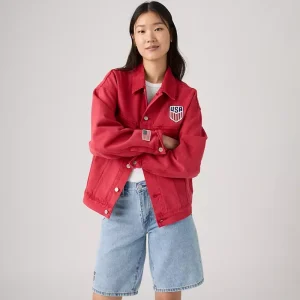 Areena Design <p>Levi's US Soccer Red Medium Wash Denim Jacket delivers sporty outerwear style with easy streetwear versatility, inspired by U.S. Soccer supporter culture. A versatile denim jacket for match days, streetwear looks, travel and everyday casual wear.</p> Levi's US Soccer Red Medium Wash Denim Jacket <p>Levi's US Soccer Red Medium Wash Denim Jacket delivers sporty outerwear style with easy streetwear versatility, inspired by U.S. Soccer supporter culture. A versatile denim jacket for match days, streetwear looks, travel and everyday casual wear.</p>