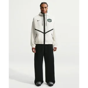 Areena Design <p><strong>Men's Nike Australia Anthem Jacket</strong> brings football-inspired style into match days, casual outfits, travel and gifting. Pair it with denim, cargos, joggers, track pants or clean sneakers for an easy supporter look.</p> Men's Nike Australia Anthem Jacket <p><strong>Men's Nike Australia Anthem Jacket</strong> brings football-inspired style into match days, casual outfits, travel and gifting. Pair it with denim, cargos, joggers, track pants or clean sneakers for an easy supporter look.</p>