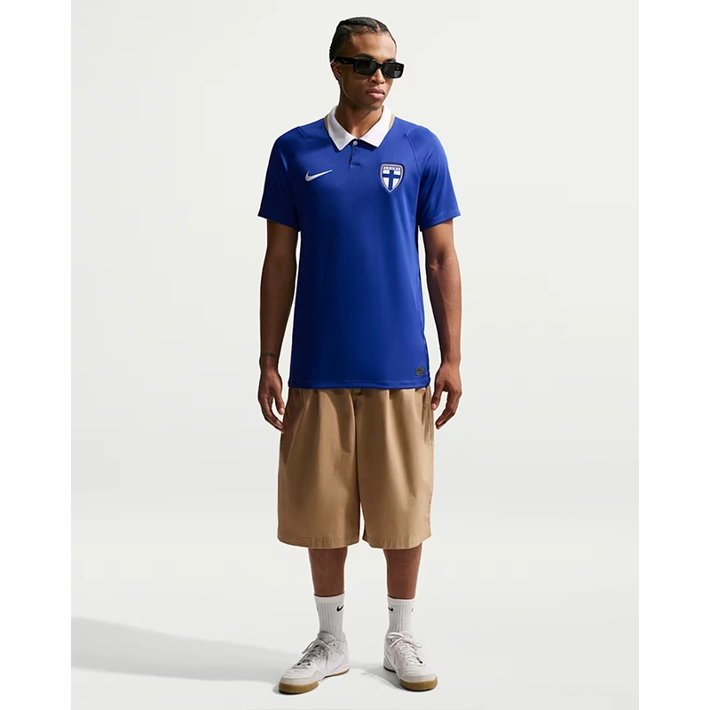 Men's Nike Finland 2026 Stadium Away Jersey 1 Men's Nike Finland 2026 Stadium Away Jersey <p><strong>Men's Nike Finland 2026 Stadium Away Jersey</strong> brings football-inspired style into match days, casual outfits, travel and gifting. Pair it with shorts, denim, cargos, track pants or a light overshirt for an easy supporter look.</p>