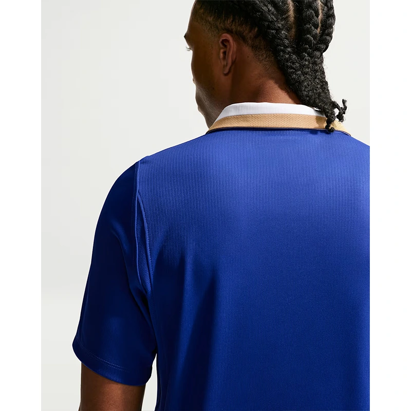 Men's Nike Finland 2026 Stadium Away Jersey 3 Men's Nike Finland 2026 Stadium Away Jersey <p><strong>Men's Nike Finland 2026 Stadium Away Jersey</strong> brings football-inspired style into match days, casual outfits, travel and gifting. Pair it with shorts, denim, cargos, track pants or a light overshirt for an easy supporter look.</p>